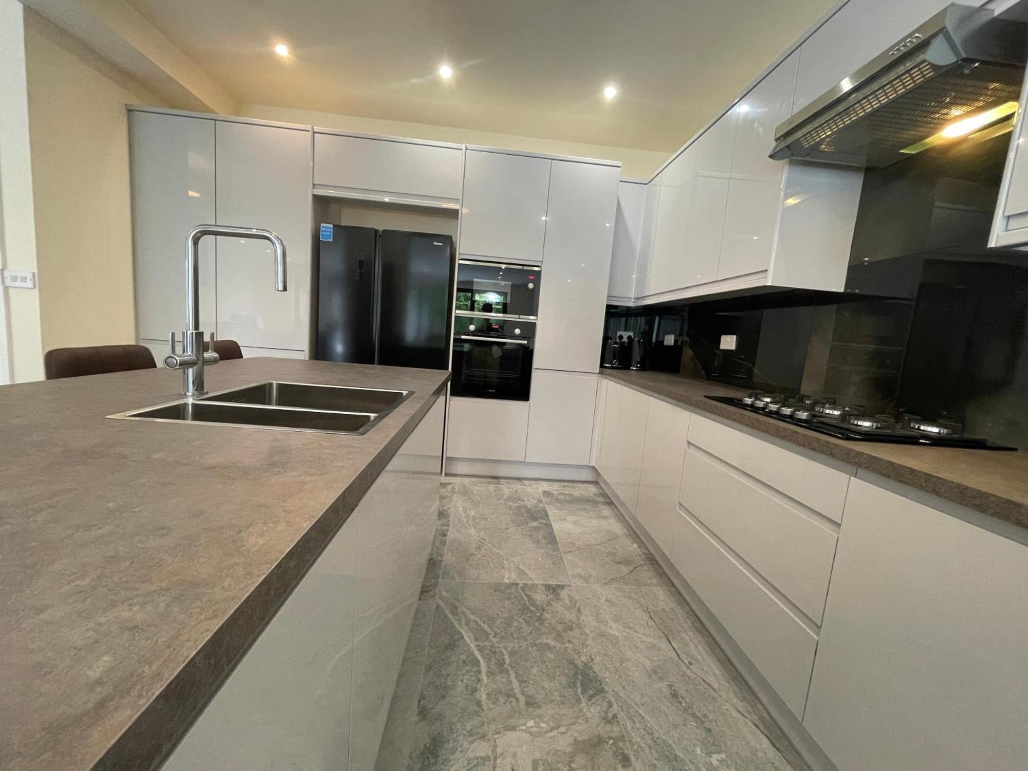 Luxurious Holiday Home บอลตัน ภายนอก รูปภาพ