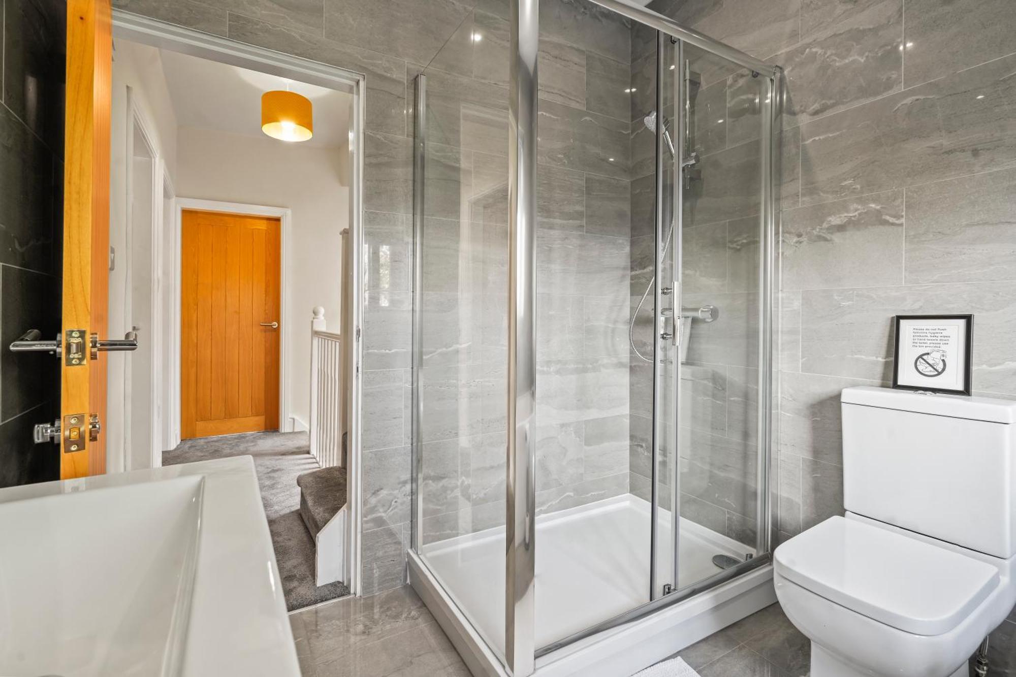 Luxurious Holiday Home บอลตัน ภายนอก รูปภาพ