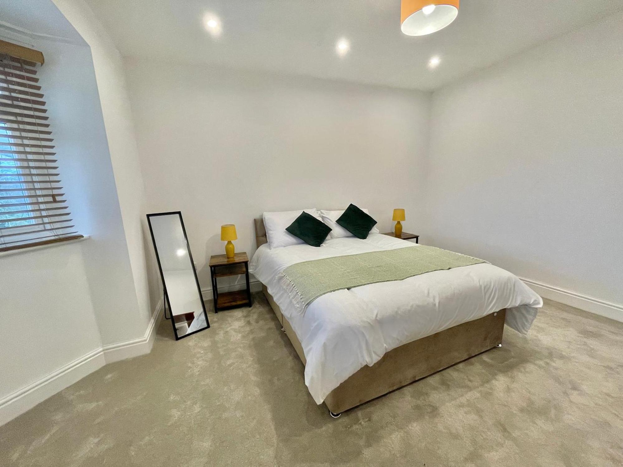 Luxurious Holiday Home บอลตัน ภายนอก รูปภาพ
